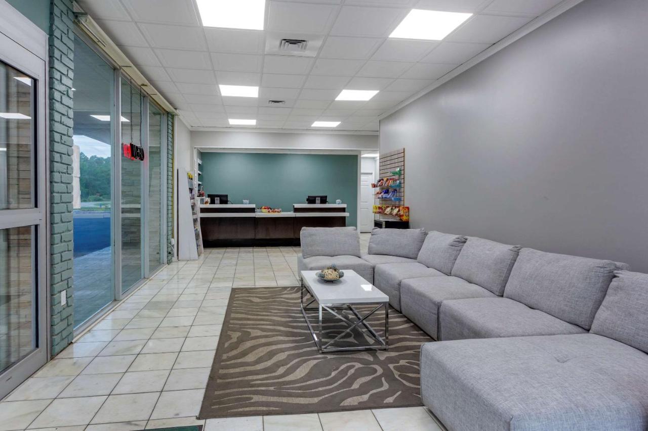 Quality Inn & Suites Pawleys Island Buitenkant foto