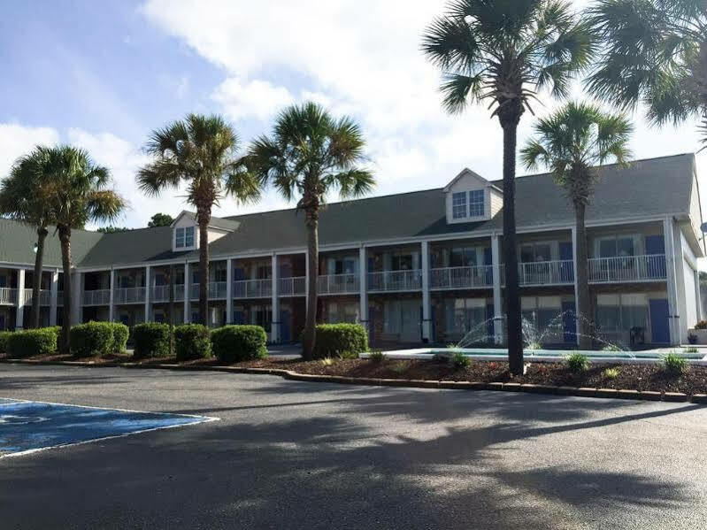 Quality Inn & Suites Pawleys Island Buitenkant foto
